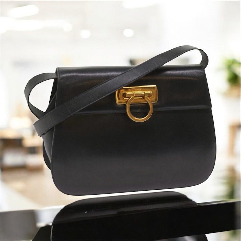 ❌SOLD❌Salvatore Ferragamo Black Handbag with Gold Accents - Picture 1 of 14